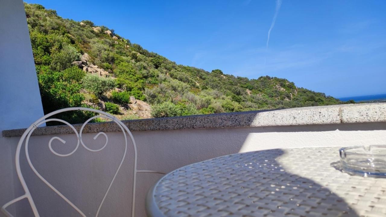 Casa L'Ulivariu Affittacamere San Teodoro  Zewnętrze zdjęcie