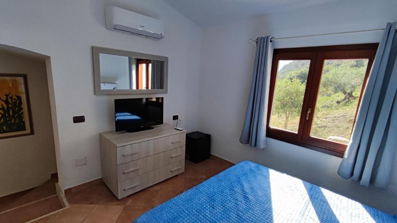 Casa L'Ulivariu Affittacamere San Teodoro  Zewnętrze zdjęcie
