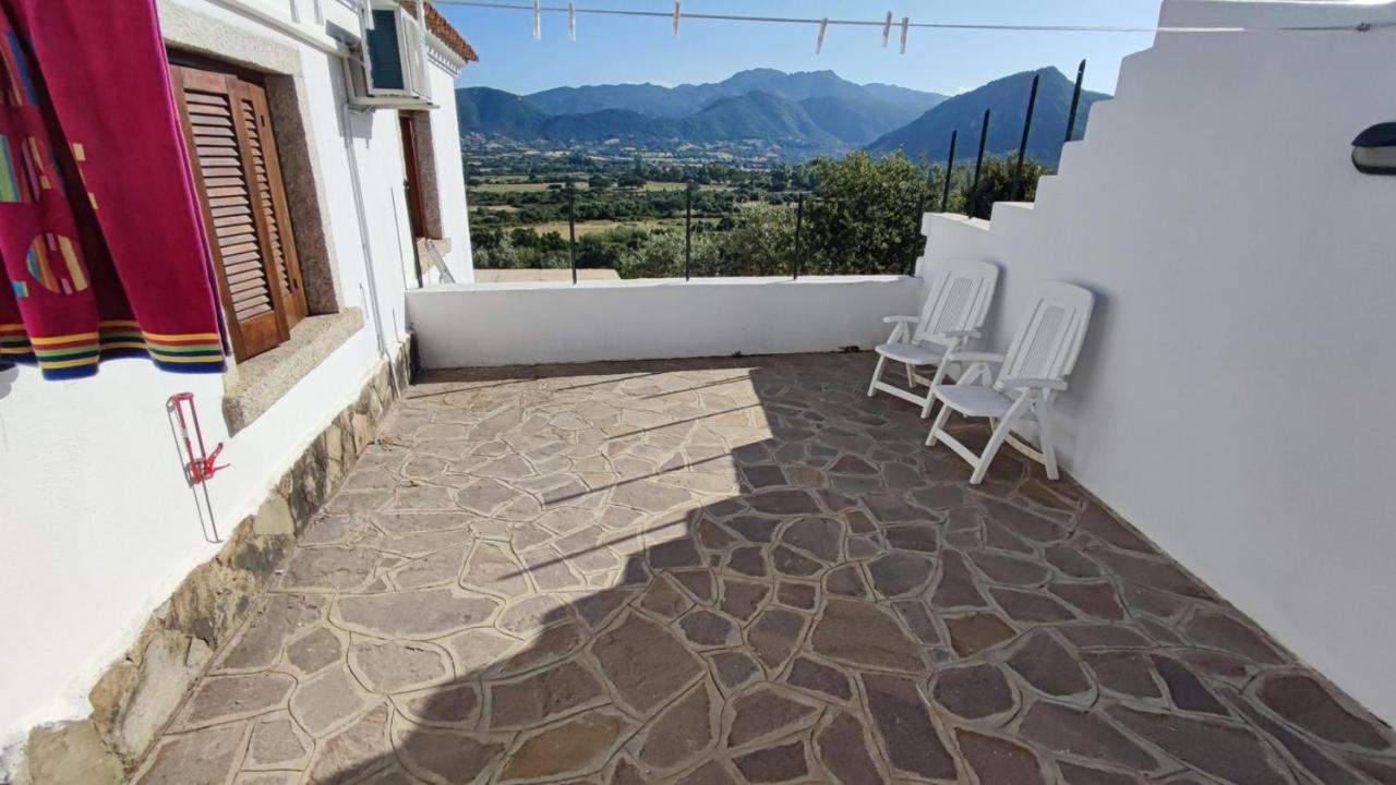 Casa L'Ulivariu Affittacamere San Teodoro  Zewnętrze zdjęcie